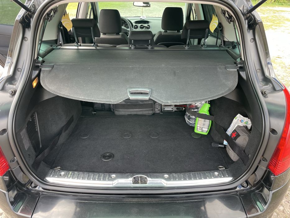 Peugeot (Пежо) 308sw 1.6 дизель 2011