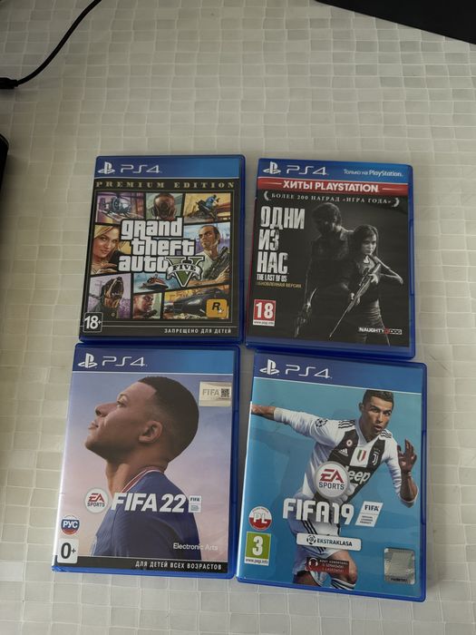 Ps4 pro 1 tb 4 гри джойстик
