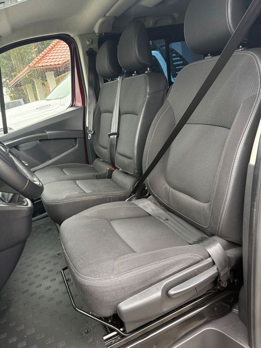 Bus 9 osobowy wynajem renault trafic 2,0 long