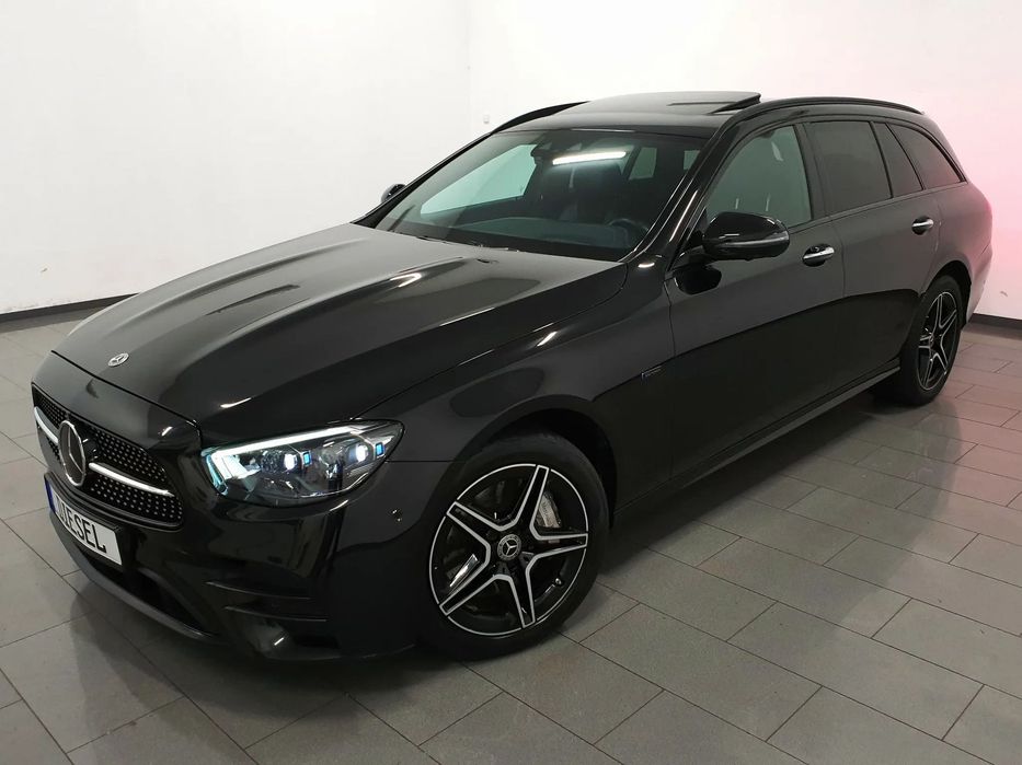 Mercedes-Benz Klasa E Netto 109755 PLN 4MATIC AMG Night MULTIBEAM ACC Burmester SzyberdachGw