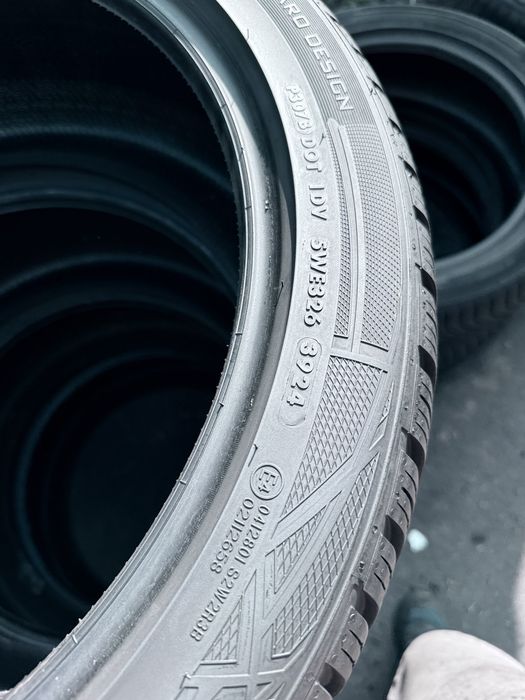 255 40 19 Vredestein Wintrac Pro 95% 2024 Шини Зима