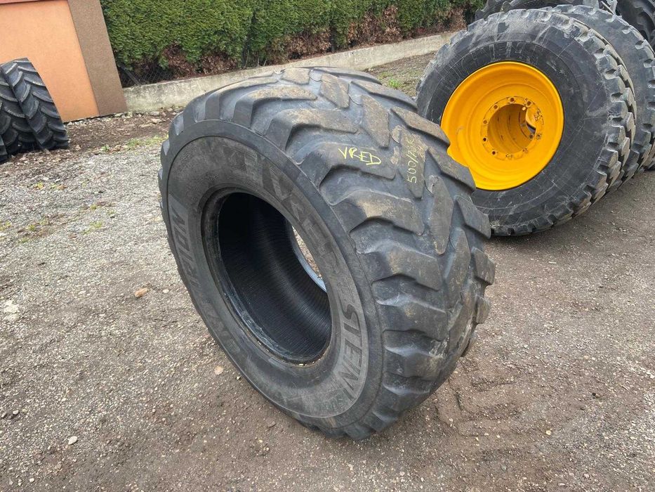 Opona używana budowlana Vredestein 500/70R24 IND 1 sztuka