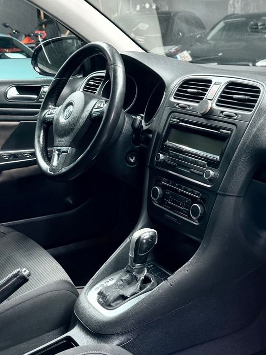 VW Golf Variant 1.6 TDi Highline DSG