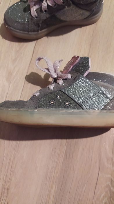 Świecące buty r.27