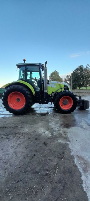 Ciągnik Claas Arion 640