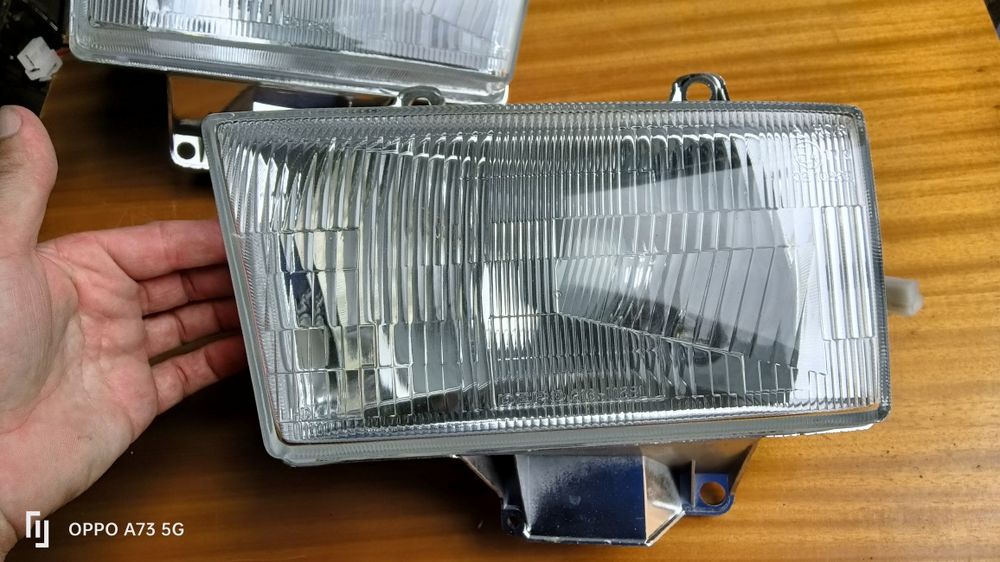 Farol Mazda B 2500 ótica Depo ano 1998
