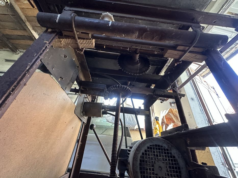 Pila stolowa 2.2kW 380v / 220v krajzega
