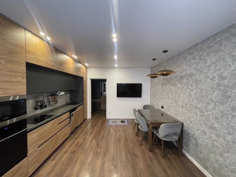 Продам квартиру .