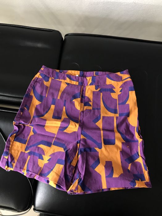 Шорти з високою посадкою