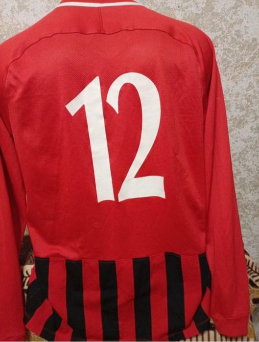 Мужская фирменная футболка бренда NIKE