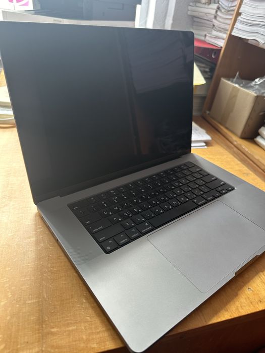 Macbook pro 16 m1 max