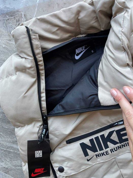 Жилетка Nike Висока якість