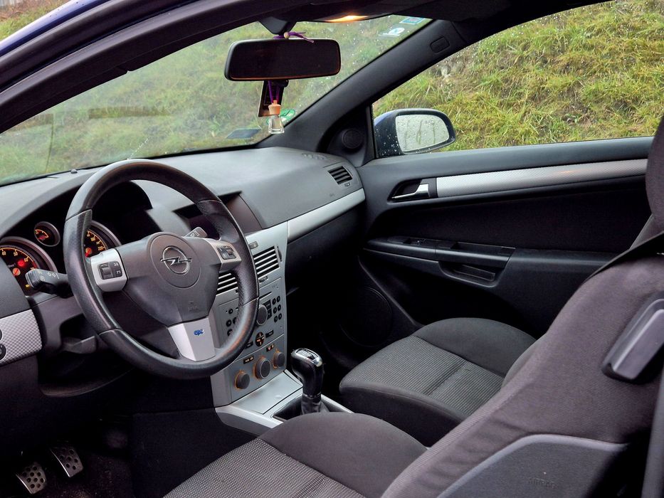 Opel Astra H GTC 1.8 benzyna OPC