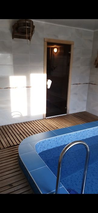 Семейная баня на дровах . Бассейн ,душ, комната для детей.