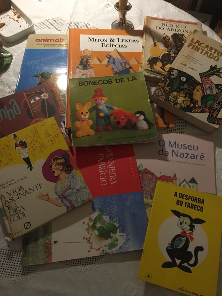 Livros Criança anos 60 em Inglês São Domingos de Benfica • OLX