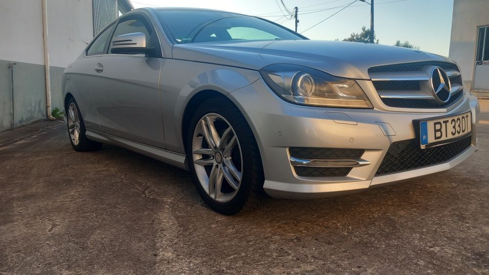 Mercedes Benz C220 CDI COUPE AMG
