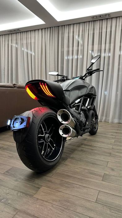 Ducati Diavel CARBON 2017 пробег 4к