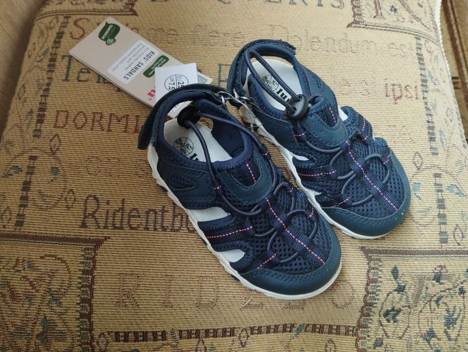 Босоніжки дитячі Lupilu, Німеччина, розмір 25, нові.