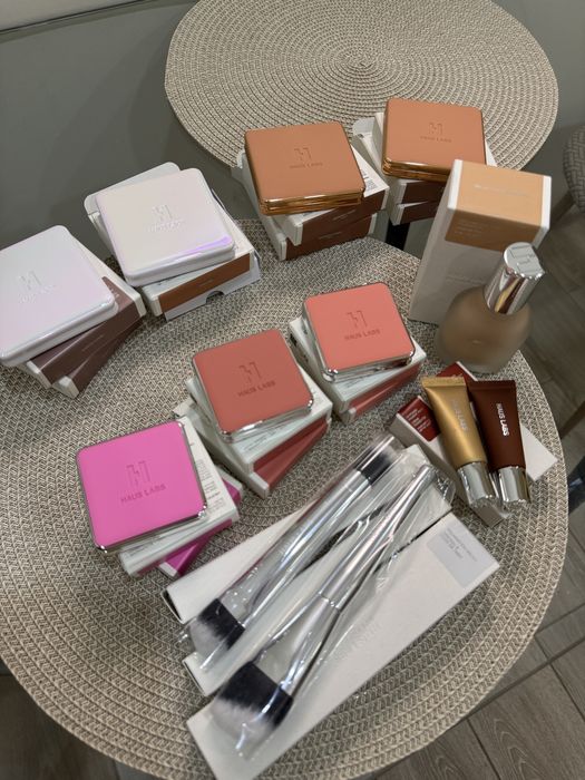 Косметика Haus Labs румʼяна,хайлайтер,бронзер