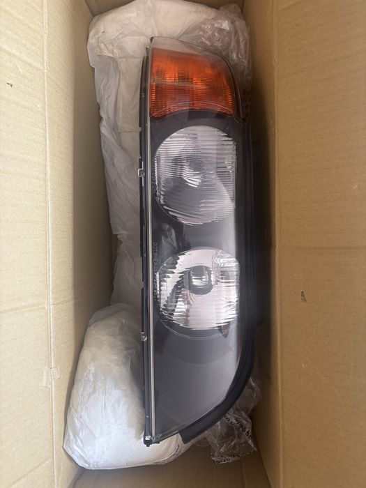 BMW Seria 5 E39 Sedan prawa lampa przod TYC 20-0379-05-2