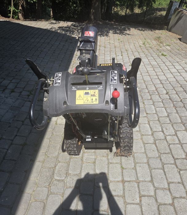 Odśnieżarka Electrolux SB240