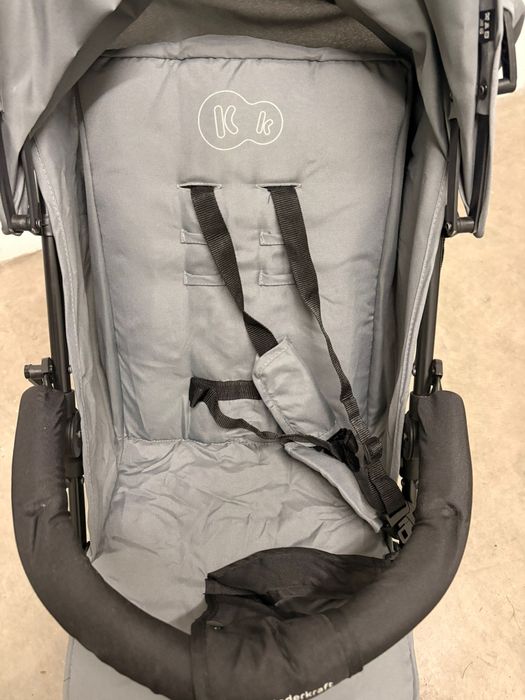 Carrinho de bebé kinder craft Novo