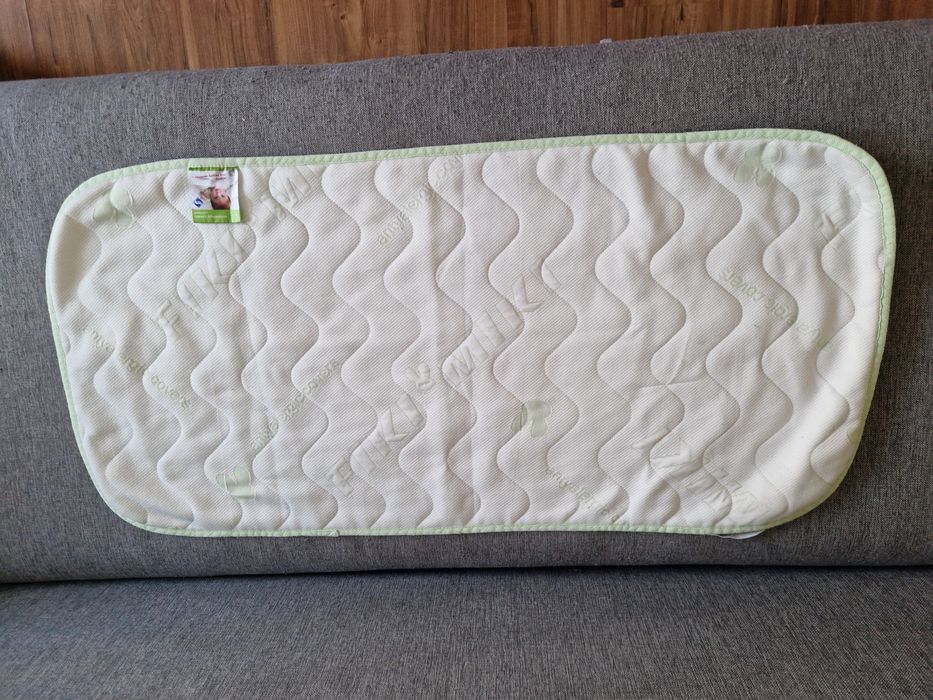 FIKI MIKI Nakładka higieniczna, ochraniacz na materac 120x60