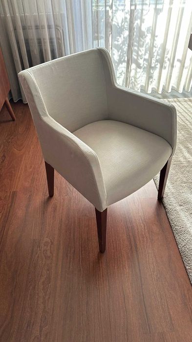 2 cadeirões e 4 cadeiras da woodspace para mesa de jantar