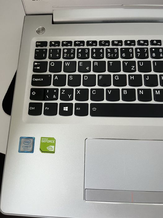 Laptop Lenovo ideapad 510-15ikb - i7/Geforce 940MX/8gb ram/1 tb hdd