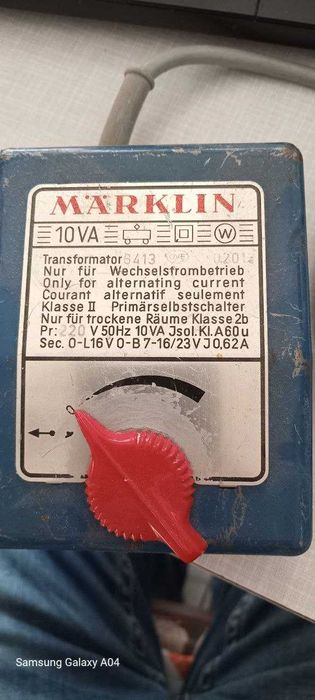 Продаю окремо модель залізниці Märklin НО, ширина колії - 16,5 мм.