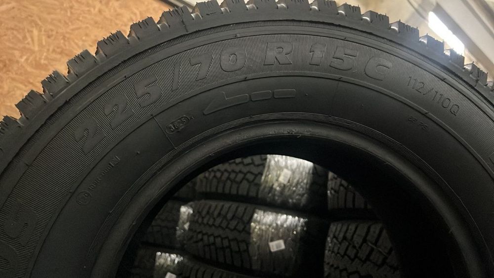 Зима 225/70/15С. Нова резина 25 рік. Шини гума r15 грузова