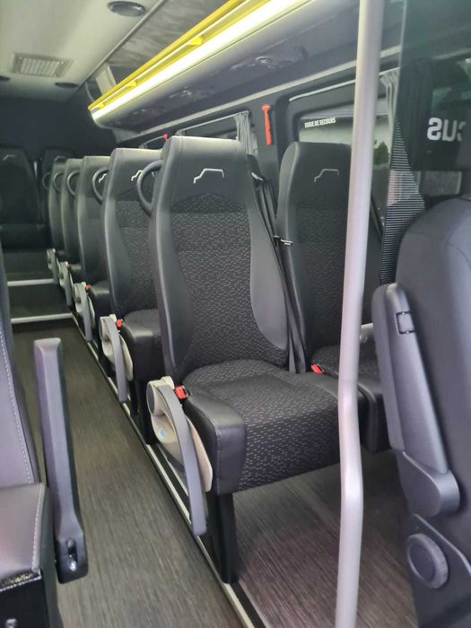 Wynajem busów Komorowscy-Bus od 8 do 20 osób na każdą okazję!