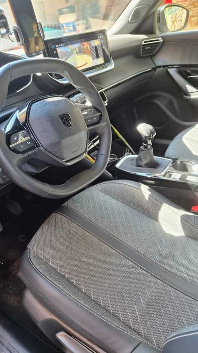 Vendo carro peugeot