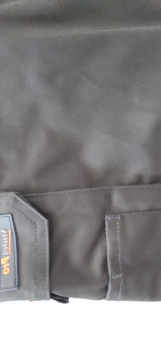 Spodnie  bardzo dobry materiał , nowe