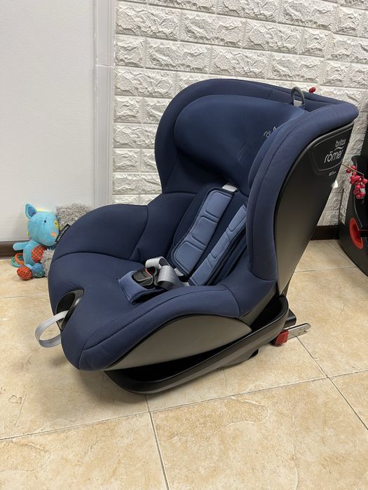 Автокрісло Britax Römer TRIFIX2 i-SIZE Група 1 (9-18 кг) брітакс