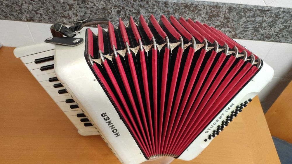 Acordeão Hohner à II Voz - Acordeon