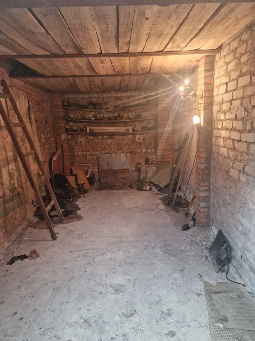 Продам капитальный гараж