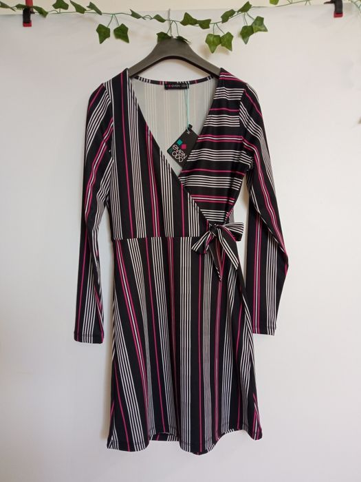 Elegancka sukienka 36