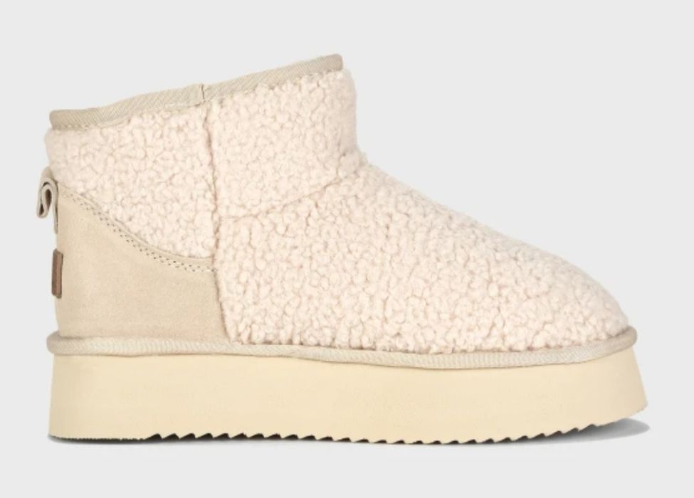 Уггі жіночі (не підійшов розмір)