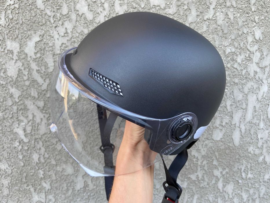 Мотошолом для скутера S,М 55-59см Шлем Шльом Шолом Мотошлем Велошолом