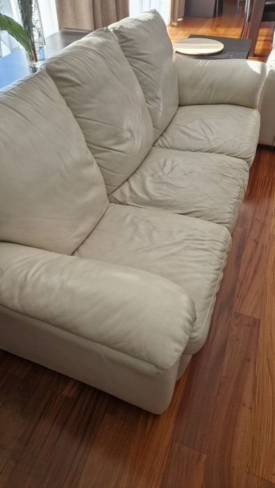 Vende-se sofás  usados mas em bom estado
