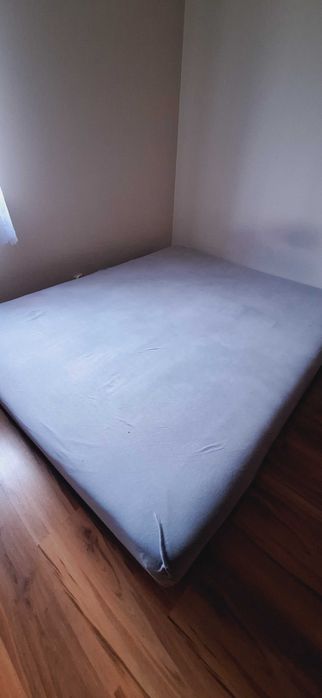 Za darmo duże łóżko 160 x 200