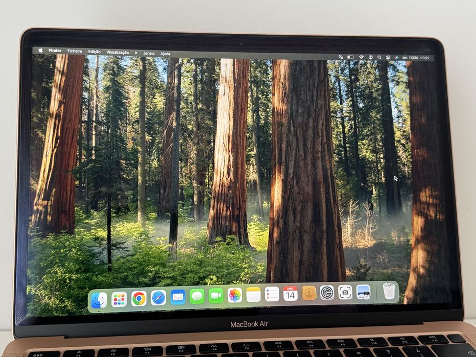 MacBook Air i3 2020 Gold 13” / 1,1 GHz / 8GB / 256GB