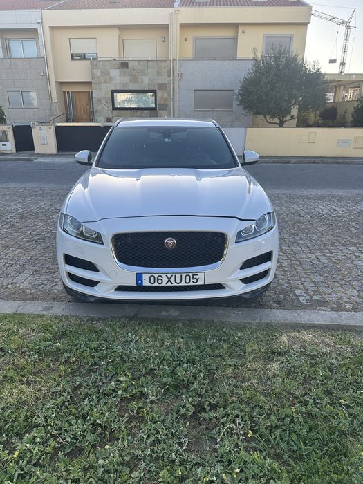 Vendo Jaguar F‑PACE em excelente estado geral