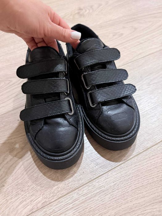 Кеды кожа питона черные на липучках