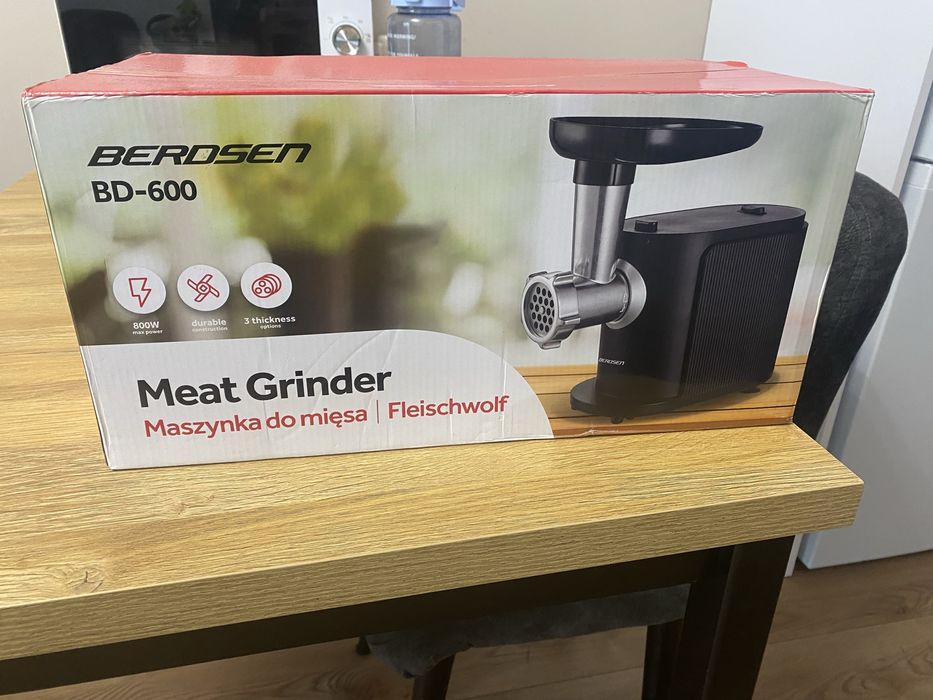 Nowa! Maszynka do mięsa Berdsen BD-600 - nieotwierana