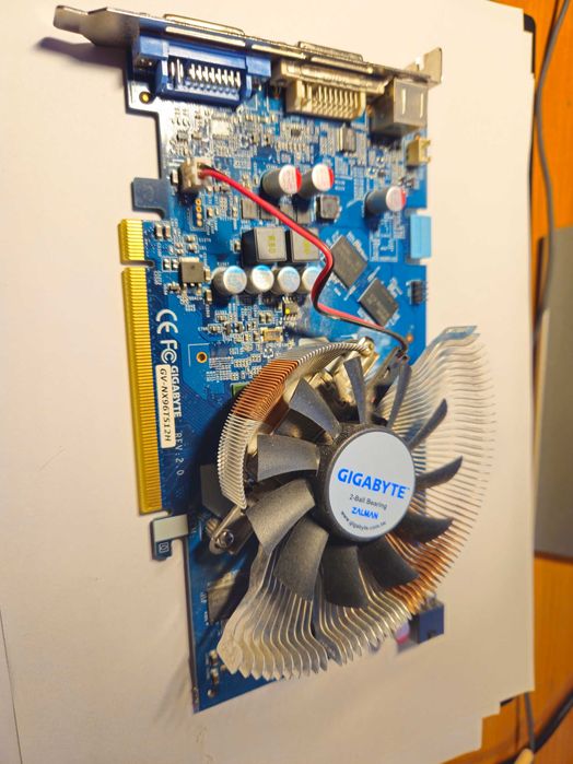 Gigabyte  Gigabyte GeForce 9600 GT