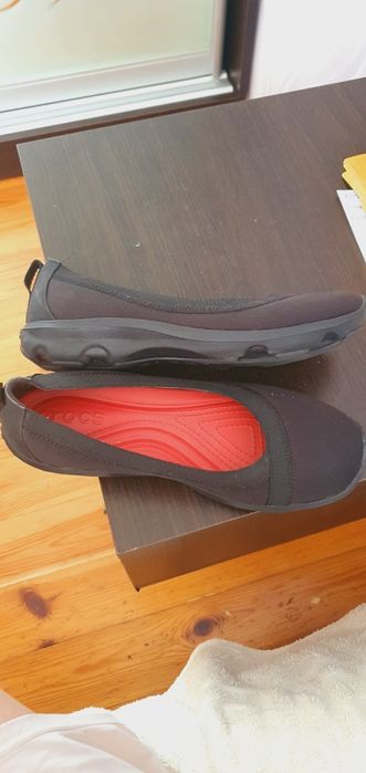 Crocs       кроксы