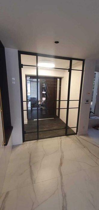 ściany loftowe industrialne szklane ze szkła metaloplastyka