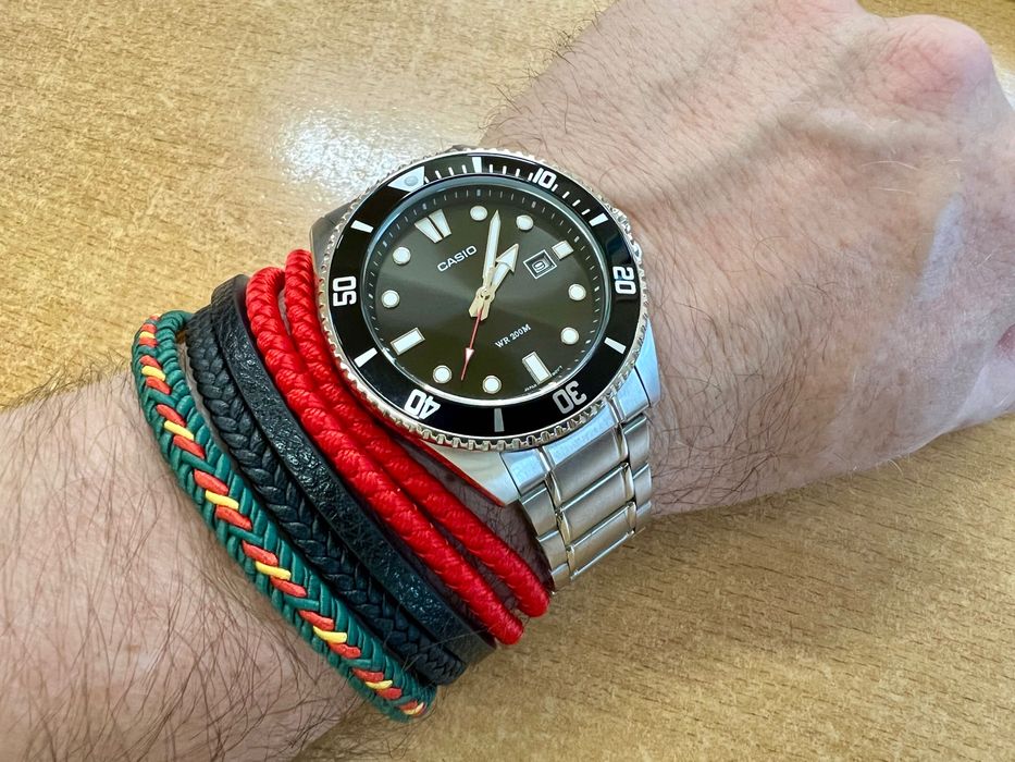 Casio MDV-107 Marlin